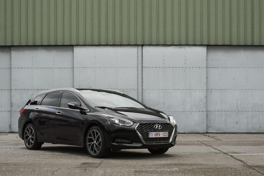  Hyundai i40 Wagon 2018 года  (WW) (фото 7 из 16)